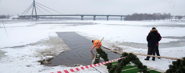 На Водохреща в Україні чергують 3 000 рятувальників