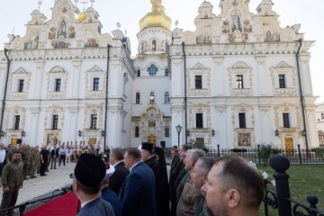 У Києво-Печерській Лаврі відбувся молебень за український народ та воїнів