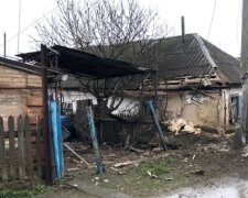 Росіяни вдарили по житлових будинках Нікополя, чотири людини постраждали