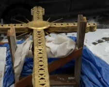У Києві вітер здув триметровий хрест з куполу Софійського собору