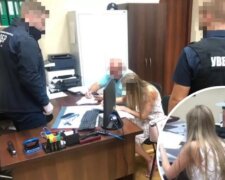 У Києві інспектора митниці підозрюють у розкраданні 6,5 млн гривень