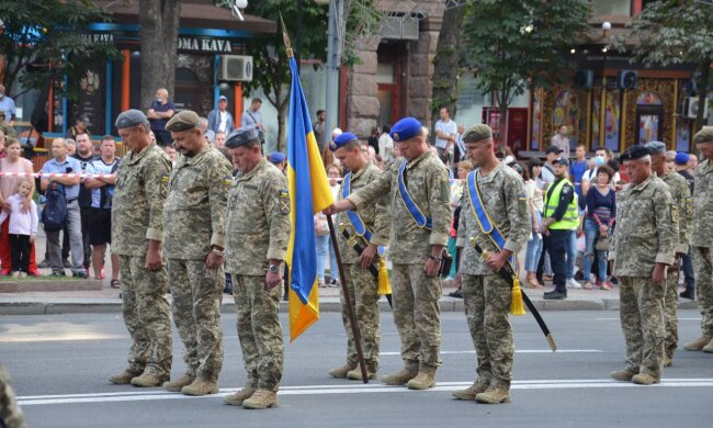 Ветеранська «коробка» взяла участь у другій репетиції параду військ на Хрещатику (відео)