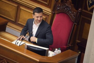 Обвалу рейтингу Зеленського цьогоріч не буде – експерт