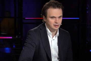 Політолог дорікнув ПаріМатч, не виходом із ринку білорусі та рф