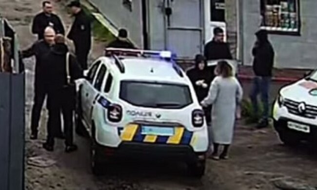 Пошкоджені авто і "відрізана" електрика - у Гостомелі підприємці заявляють про перешкоджання з боку місцевої влади