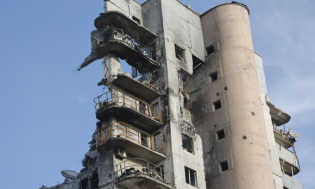 У Маріуполі взимку не буде опалення, загарбники обіцяють намети для обігріву