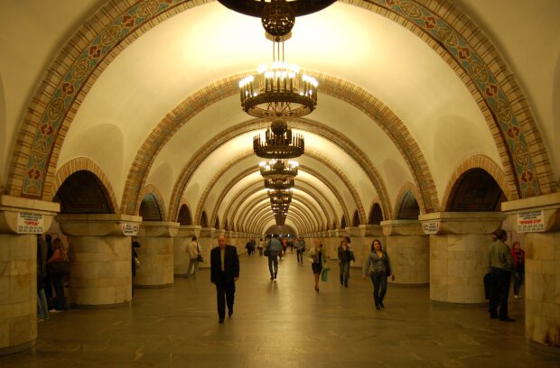 У Києві знову замінували станцію метро