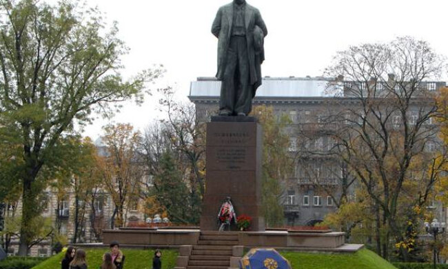 Киян запрошують до парку Шевченка згадати Кобзаря