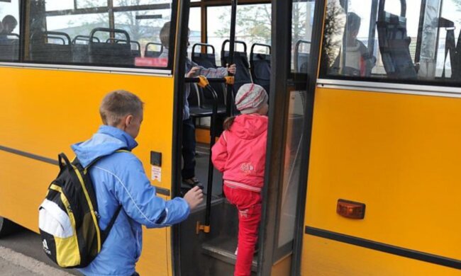 На період літніх канікул учні мають сплачувати проїзд у громадському транспорті в повному обсязі - КМДА