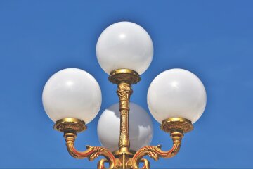 В шести районах Києва до кінця року відремонтують та замінять освітлення