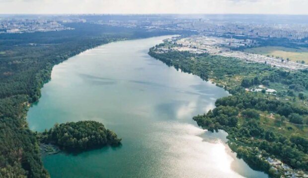 У Києві захистили заказник "Озеро Алмазне" та не віддадуть заповідну територію під видобуток піску