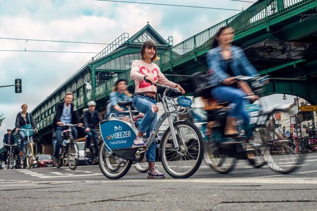 Столичні велопрокати відкриють достроково через зупинку метро