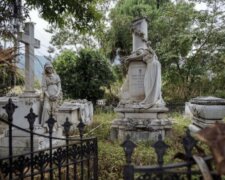 Ритуальна служба налагодила незаконну схему продажу місць на цвинтарях у Києві
