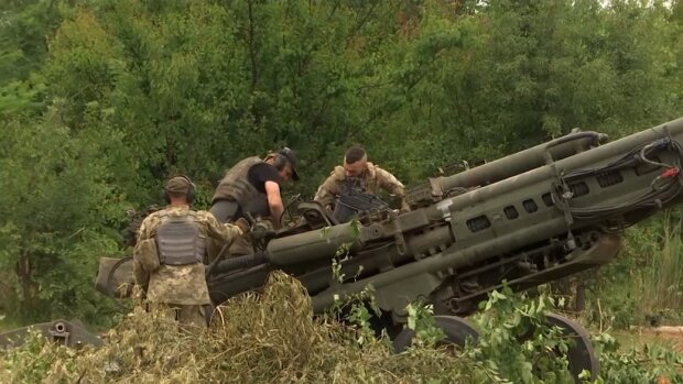 Американські гаубиці вже на лінії фронту на Донбасі (відео)