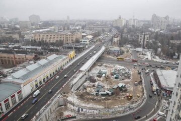 Шляхопровід на Шулявці планують добудувати до літа, але заважає «Більшовик»