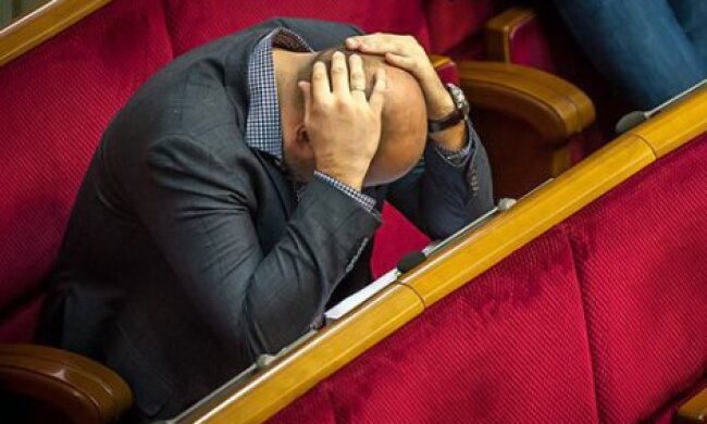 Верховна Рада скасувала депутатську недоторканність