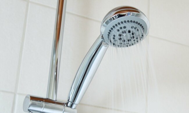 Кличко обіцяє не відключати в столиці гарячу воду