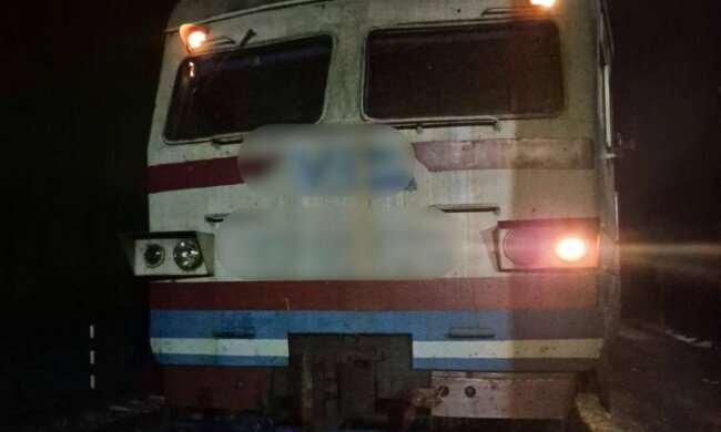 У Бородянці 13-річного підлітка вдарило струмом на даху електрички