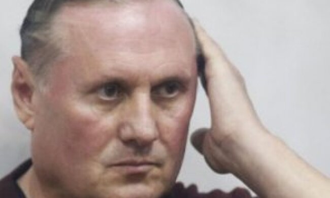 Єфремова відвезуть до столиці