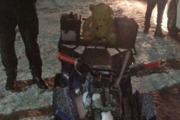 Під Києвом патрульні зловили п'яного водія із плюшевим ведмедиком