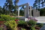 Можна насолоджуватись красою щодня: в парку Партизанської слави запрацював світловий фонтан (фото)
