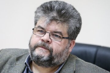 “Формулу Штайнмаєра” треба виконувати, бо під нею підписався Кучма – “слуга народу”