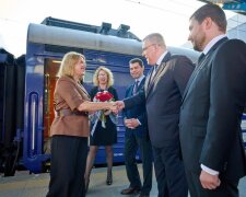 До Києва прибула прем'єр-міністерка Латвії Евіка Сіліня