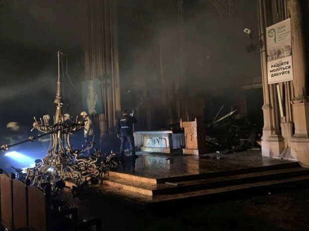 У Києві почали реставрувати після пожежі костел Святого Миколая