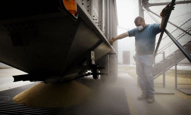 В Україні застрягли 25 млн тонн зерна. Це впливає на продовольчі ціни у світі, – ООН