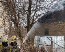 У Голосіївському районі під час пожежі обгоріла жінка