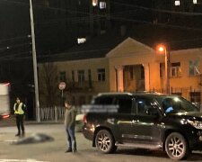 У Солом'янському районі водійка "Lexus" насмерть збила пішохода, який перебігав дорогу