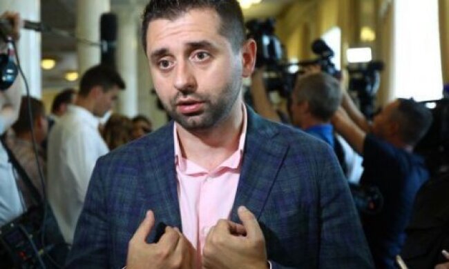 У Раді влаштували спецоперацію – Арахамія