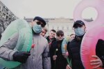 Ультраправі в Києві закидали жіночий марш рятувальними кругами