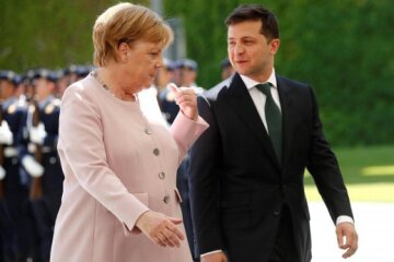 Зеленський сподівається на зустріч із Путіним, Меркель і Макроном