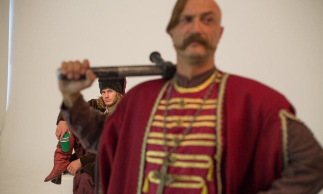 Как самураи и викинги по Киеву гуляли: необычная фотосессия от «Венбест»