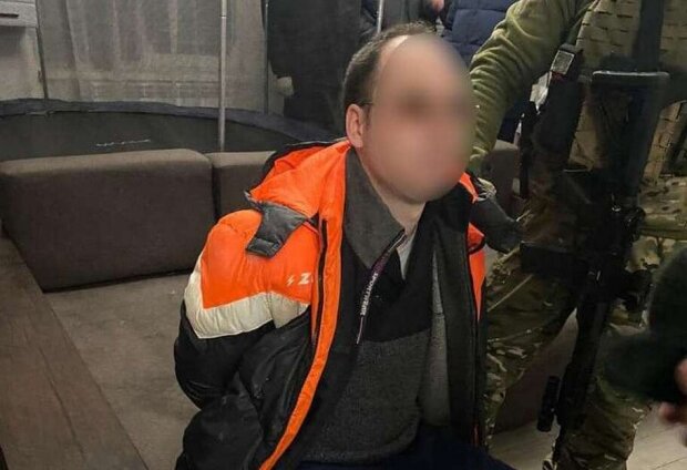 Спецназ штурмував будинок під Києвом: чоловік взяв у заручники дитину та погрожував стріляти (відео)