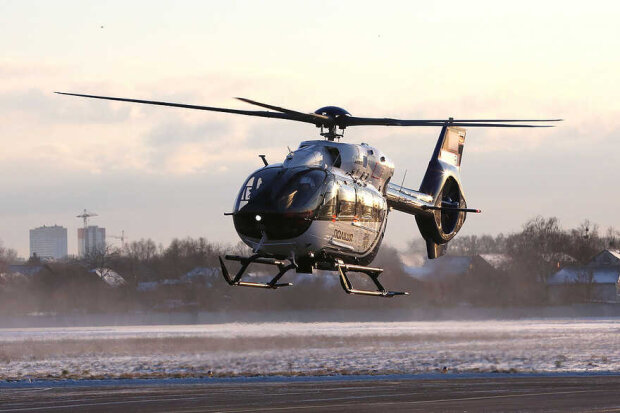 До Києва для авіації поліції прибули гелікоптери з Франції (відео)