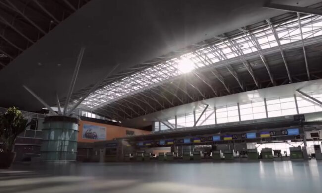 Аеропорт "Бориспіль" - показали, як виглядає летовище, що не працює з початку війни