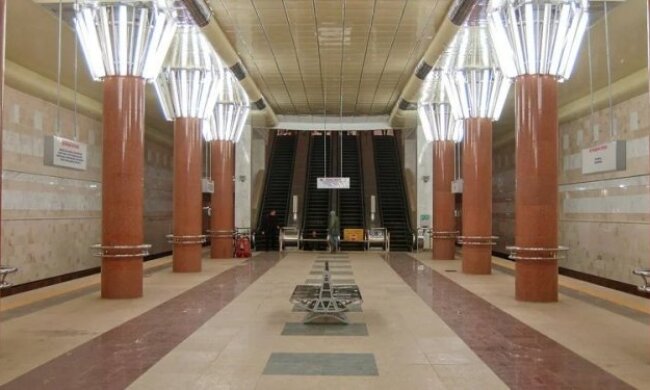 У КМДА зауважують, що перші тріщини на станціях метро Києва помітили 12 років тому