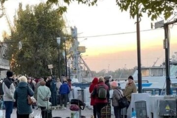 Росіяни готуються обстрілювати Херсон із артилерії