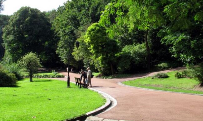 В Оболонському районі на вулиці Полярній облаштують спортивно-рекреаційну зону