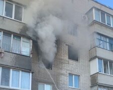 Пожежа в столичній п’ятиповерхівці: одна людина загинула