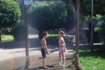 В Києві з’явились охолоджувальні портали (фото)