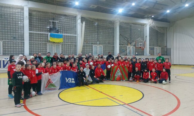 Вихованці спорткомплексу "Локомотив", куди 23 січня влучив уламок ракети, вже відновили тренування
