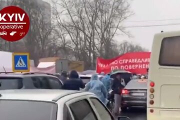 Помітингували та розійшлись: чому перекривали Одеську трасу