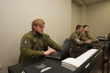 У Києві відкрився рекрутинговий центр батальйону "Вовки Да Вінчі"