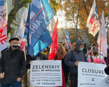 У Києві протестують співробітники закритих телеканалів Медведчука