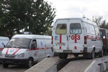 Столичних чиновників підозрюють у заволодінні майже ₴13 млн на закупівлі та оновленні "швидких"