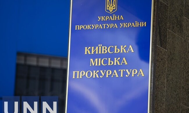 Знівечив ножем обличчя жінці: у Києві чоловіка затримали за напад на співмешканку