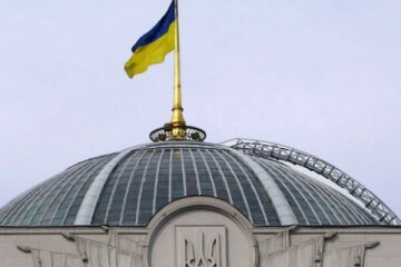 “Жодного слова про деокупацію Донбасу і Криму”: у Раді рознесли програму уряду Гончарука